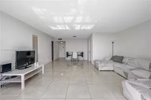 2750 NE 183rd St, Aventura, FL 33160 - Photo 3