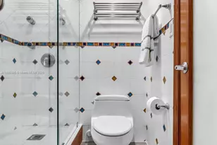 2333 Brickell Ave, Miami, FL 33129 - Photo 21