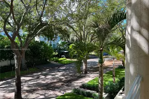 573 Satinwood Dr, Key Biscayne, FL 33149 - Photo 5