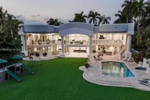 929 N Southlake Dr, Hollywood, FL 33019 - Photo 3