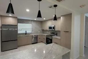 21686 Arriba Real, Boca Raton, FL 33433 - Photo 9