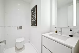 300 Biscayne Blvd Way, Miami, FL 33131 - Photo 21