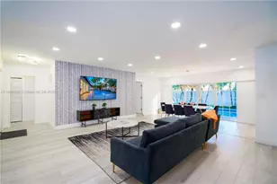 1244 Garfield St, Hollywood, FL 33019 - Photo 3