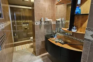 4200 Hillcrest Dr, Hollywood, FL 33021 - Photo 21