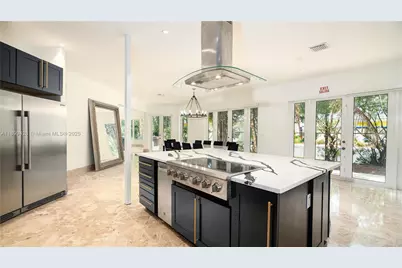 112 NW 14th Way, Dania Beach, FL 33004 - Photo 9