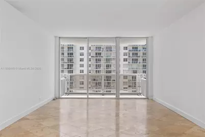 5700 Collins #10D, Miami Beach, FL 33140 - Photo 1
