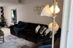 431 NW 82nd Ave, Miami, FL 33126 - Photo 3