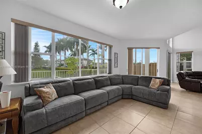 11470 NW 79th Ln, Doral, FL 33178 - Photo 15