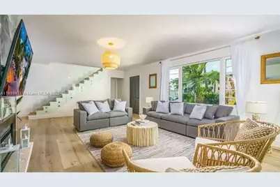 320 Polk St, Hollywood, FL 33019 - Photo 5