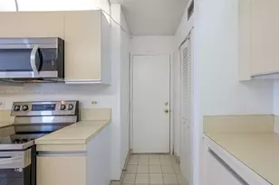 1201 S Ocean Dr, Hollywood, FL 33019 - Photo 17