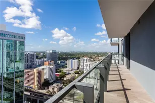 88 SW 7th St, Miami, FL 33130 - Photo 1