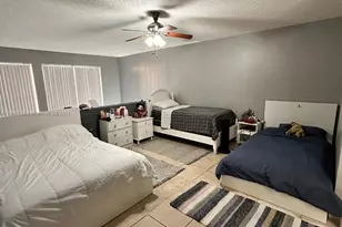 17911 NW 68th Ave, Hialeah, FL 33015 - Photo 13