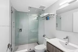 6080 Collins Ave, Miami Beach, FL 33140 - Photo 11