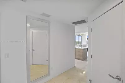 16385 Biscayne Blvd #2901 +2 Parking, North Miami Beach, FL 33160 - Photo 21