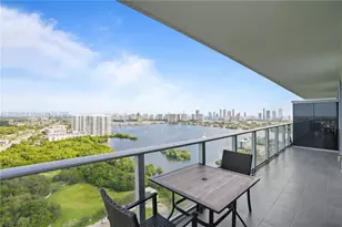 16385 Biscayne Blvd, North Miami Beach, FL 33160 - Photo 23