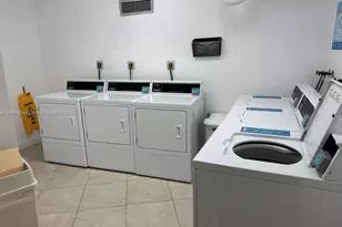 1200 St Charles Pl, Pembroke Pines, FL 33026 - Photo 11