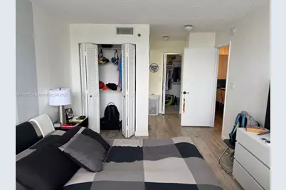 1200 Saint Charles Pl #321, Pembroke Pines, FL 33026 - Photo 7