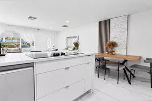 6108 NW 8th St, Margate, FL 33063 - Photo 11