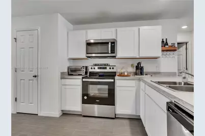 1410 NE 22nd Ave, Cape Coral, FL 33909 - Photo 3