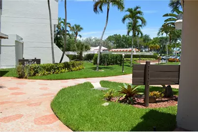 303 Racquet Club Rd #113, Weston, FL 33326 - Photo 27