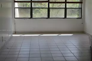 303 Racquet Club Rd, Weston, FL 33326 - Photo 7