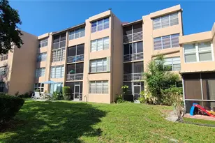 9410 Live Oak Pl, Davie, FL 33324 - Photo 1