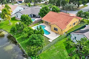 6255 Hawkes Bluff Ave, Davie, FL 33331 - Photo 7