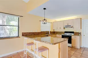 6255 Hawkes Bluff Ave, Davie, FL 33331 - Photo 25