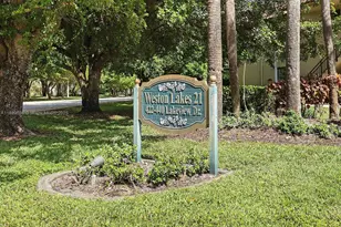 428 Lakeview Dr, Weston, FL 33326 - Photo 21