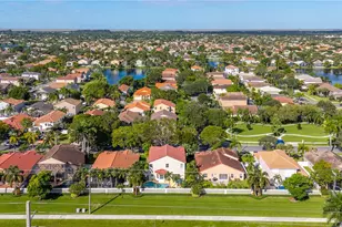 1071 NW 184th Terrace, Pembroke Pines, FL 33029 - Photo 49