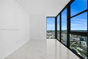 700 NE 24th St, Miami, FL 33137 - Photo 9