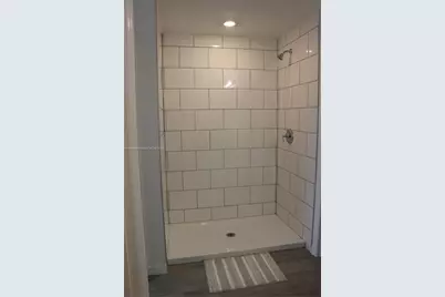 1138 14 Ter, Cape Coral, FL 33991 - Photo 29