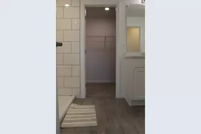 1138 14 Ter, Cape Coral, FL 33991 - Photo 33