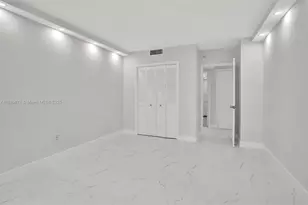 9801 Collins Ave, Bal Harbour, FL 33154 - Photo 33