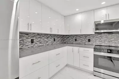 9801 Collins Ave #15X, Bal Harbour, FL 33154 - Photo 11