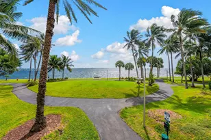 3 Grove Isle Dr, Miami, FL 33133 - Photo 23