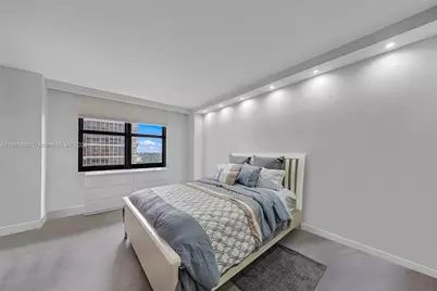 9801 Collins Ave #16U, Bal Harbour, FL 33154 - Photo 19
