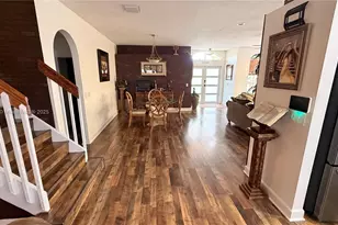 2271 NW 159th Ave, Pembroke Pines, FL 33028 - Photo 23