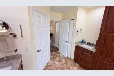 2271 NW 159th Ave, Pembroke Pines, FL 33028 - Photo 53