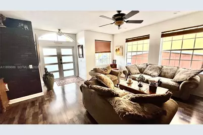 2271 NW 159th Ave, Pembroke Pines, FL 33028 - Photo 15