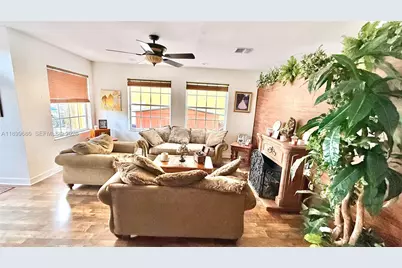 2271 NW 159th Ave, Pembroke Pines, FL 33028 - Photo 19