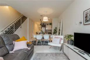 10245 NW 63rd Terrace, Doral, FL 33178 - Photo 7