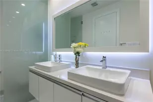10245 NW 63rd Terrace, Doral, FL 33178 - Photo 17