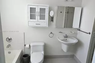 60 SW 13th St, Miami, FL 33130 - Photo 17