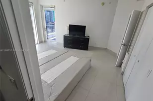 60 SW 13th St, Miami, FL 33130 - Photo 31