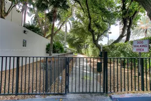 2333 Brickell Ave, Miami, FL 33129 - Photo 33