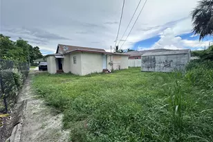 2760 NW 11th Ct, Fort Lauderdale, FL 33311 - Photo 7