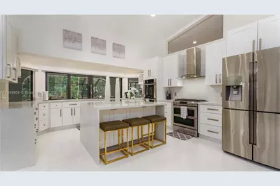 1361 NW 116th Ave, Plantation, FL 33323 - Photo 7