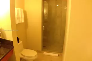 18001 Collins Ave, Sunny Isles Beach, FL 33160 - Photo 7