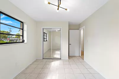 9835 SW 76th St, Miami, FL 33173 - Photo 7